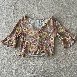 Twik Flaredโ Sleeved Floral Button-UpBlouse
